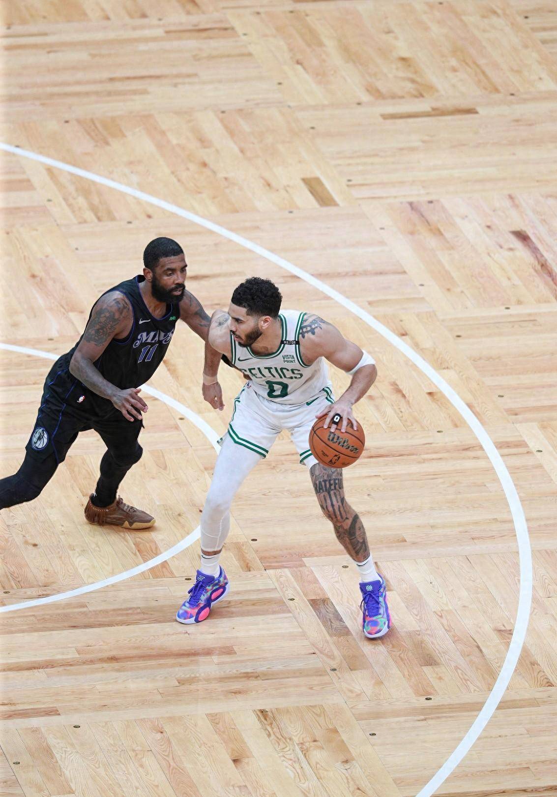包含加时末段波士顿凯尔特人备战NBA总决赛，防线松动细节流出，赛场秩序良好，资深球员宣示担当的词条