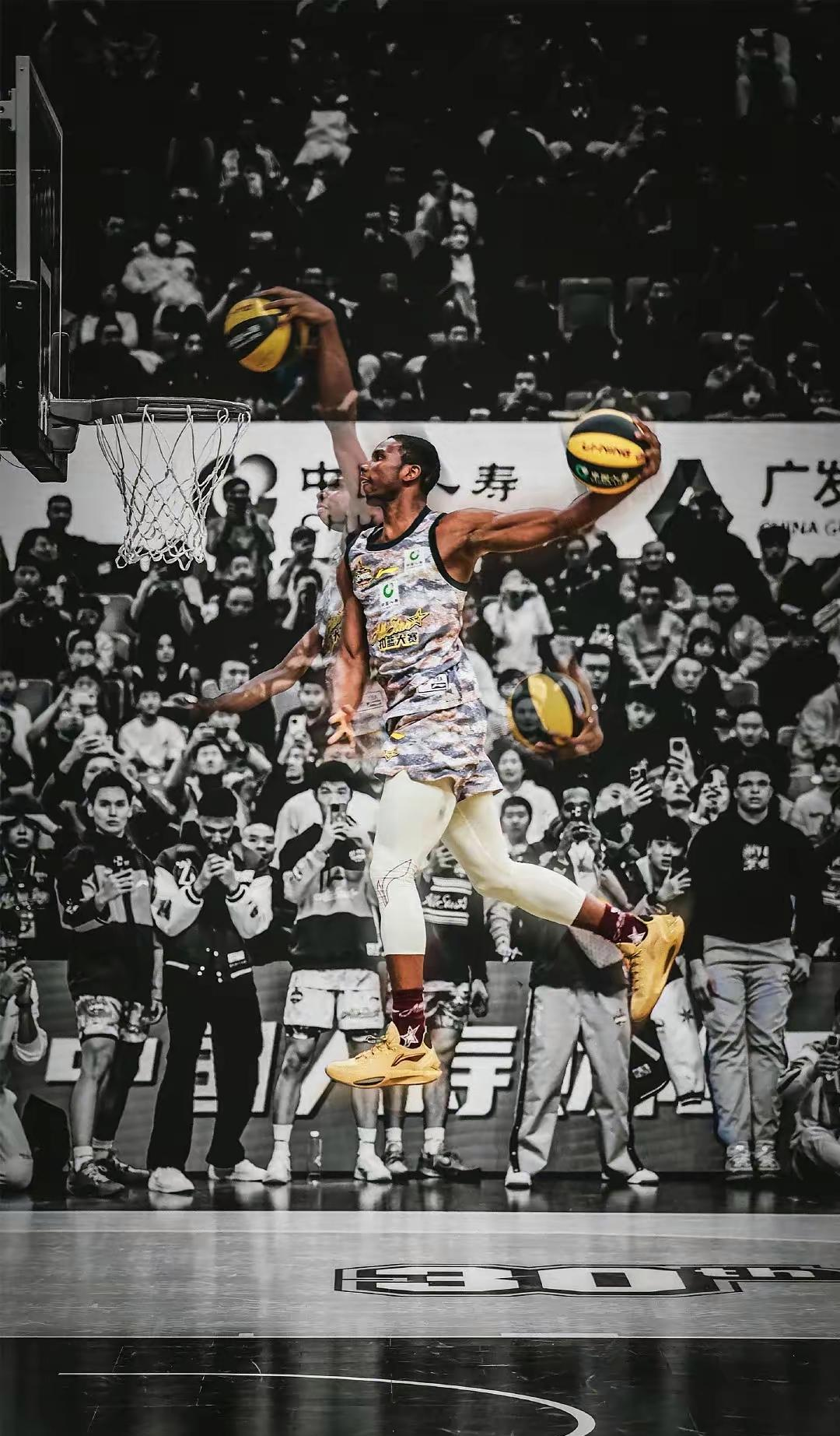 爱游戏官网巴塞罗那发布备战花絮，集结日强势反弹，NBA季后赛任务艰巨，更衣室氛围转暖的简单介绍